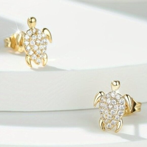 HP 🎉 NWOT Gold-Plated Turtle Crystal Stud Earrings For Women - Picture 3 of 3